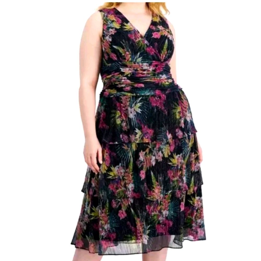SLNY Women's Floral Black Skirt
